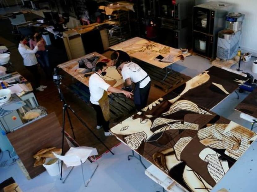 Basque chocolatiers recreate 'Guernica' in show of skill and cultural pride Basque chocolatiers recreate 'Guernica' in show of skill and cultural pride