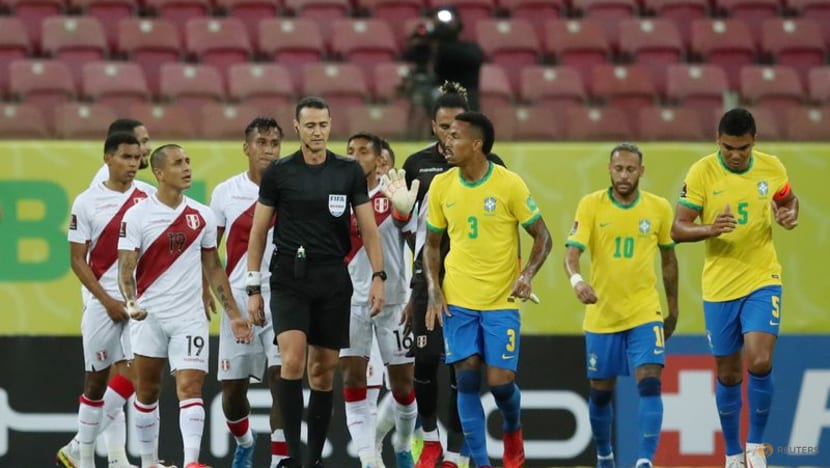 Football:
Brazil score twice in first half to beat Peru 2-0 Football:
Brazil score twice in first half to beat Peru 2-0
