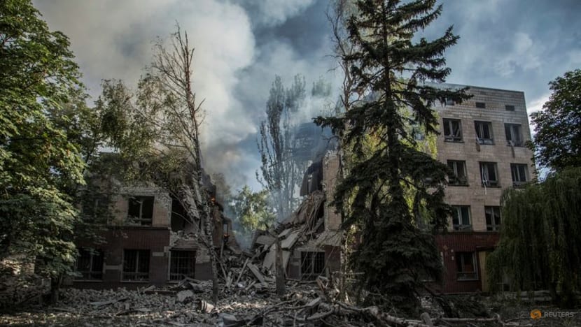 G7 pledges unwavering support for Ukraine as missiles strike shopping centre