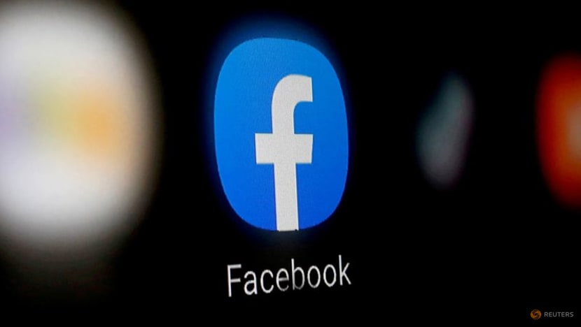 Australia regulator 'concerned' about Facebook approach to media licencing law Australia regulator 'concerned' about Facebook approach to media licencing law