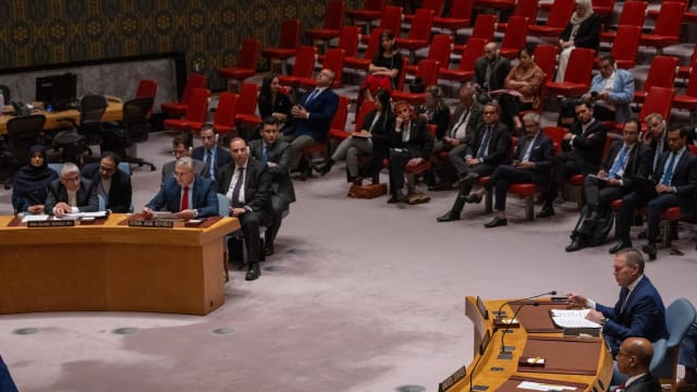以色列要求联合国安理会对伊朗实施所有可行制裁