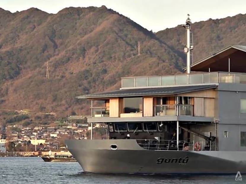 In Japan, a floating ryokan that lets guests enjoy stunning views and island-hop In Japan, a floating ryokan that lets guests enjoy stunning views and island-hop