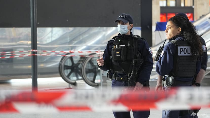 Paris station stabbings: Probe opened for attempted murders