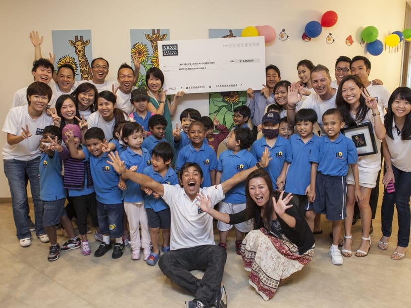 Pro rider Miyazawa brings smiles to children recovering from cancer