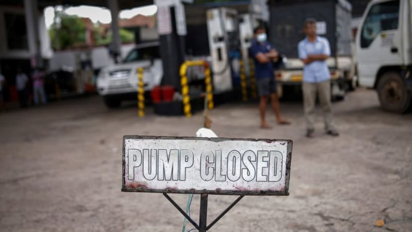 Sri Lanka approves law to liberalize petroleum imports Sri Lanka approves law to liberalize petroleum imports