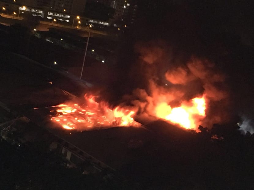 Massive fire put out at Toa Payoh Industrial Park Massive fire put out at Toa Payoh Industrial Park