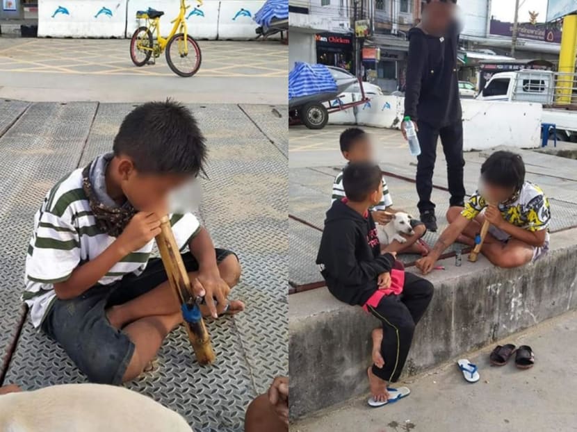 Two young boys were spotted sharing a bamboo bong and smoking marijuana openly along Pattaya beach in Chon Buri province, Thailand.