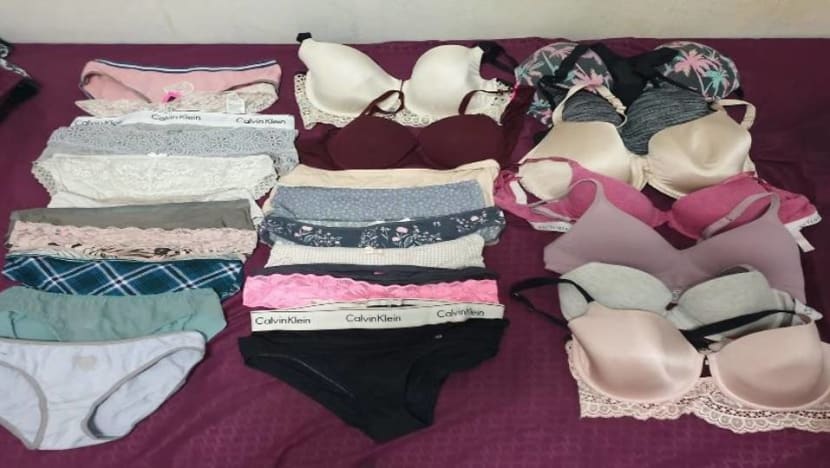 Pretty Undies & Sexy Nighties: Would they or wouldn't they