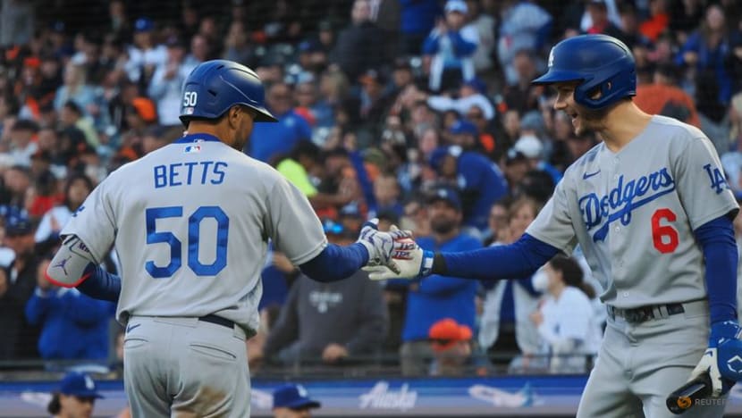 MLB roundup: Padres cap big day with doubleheader sweep MLB roundup: Padres cap big day with doubleheader sweep