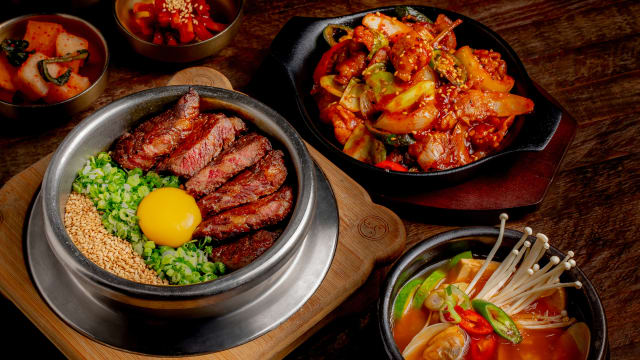 新加坡首家韩式石锅饭餐厅，就在丹戎巴葛！　