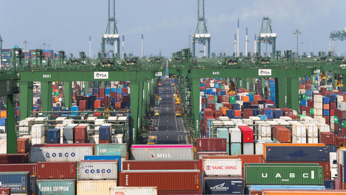 Singapore's key exports fall by 20.1% in August; 11th straight month of decline