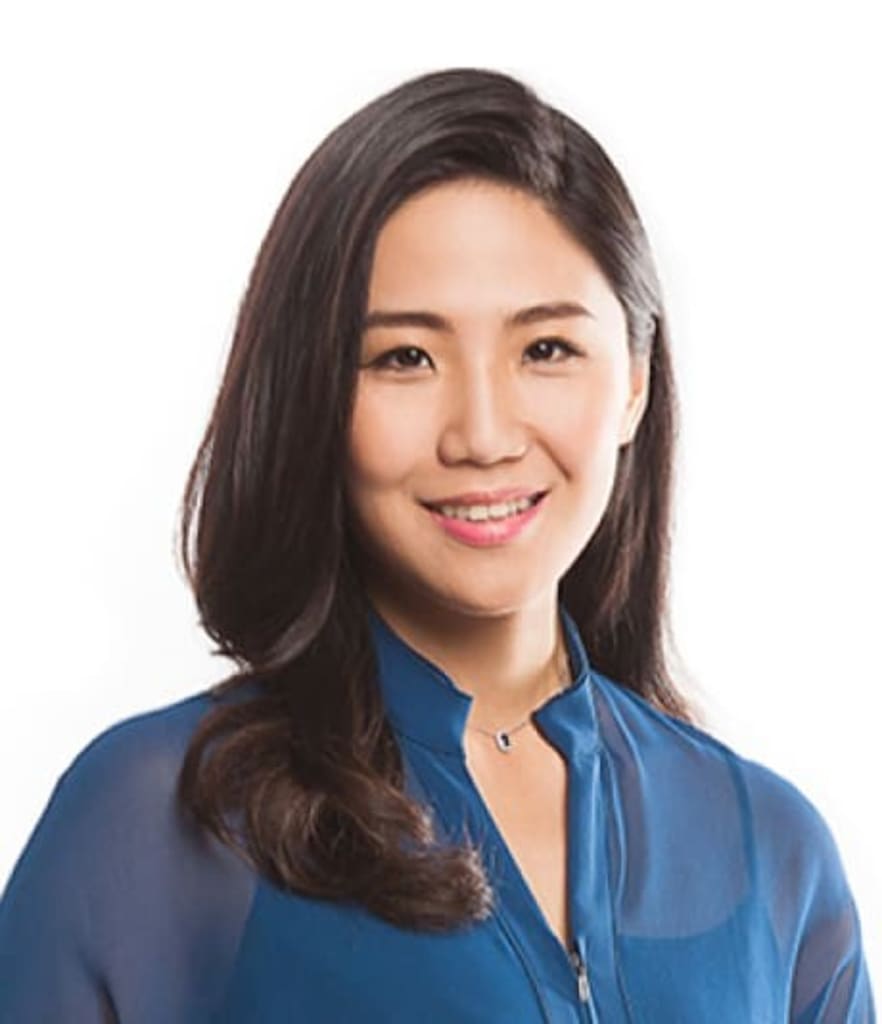 Julie Yoo Julie Yoo