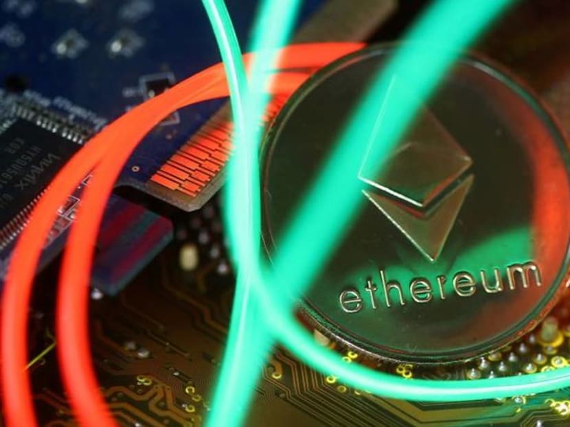 NFT enthusiasts hold firm despite crypto price plunge NFT enthusiasts hold firm despite crypto price plunge