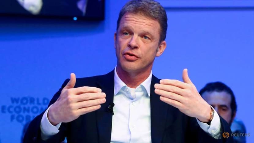 Exclusive: Regulators press Deutsche Bank CEO to drop investment bank role - sources Exclusive: Regulators press Deutsche Bank CEO to drop investment bank role - sources