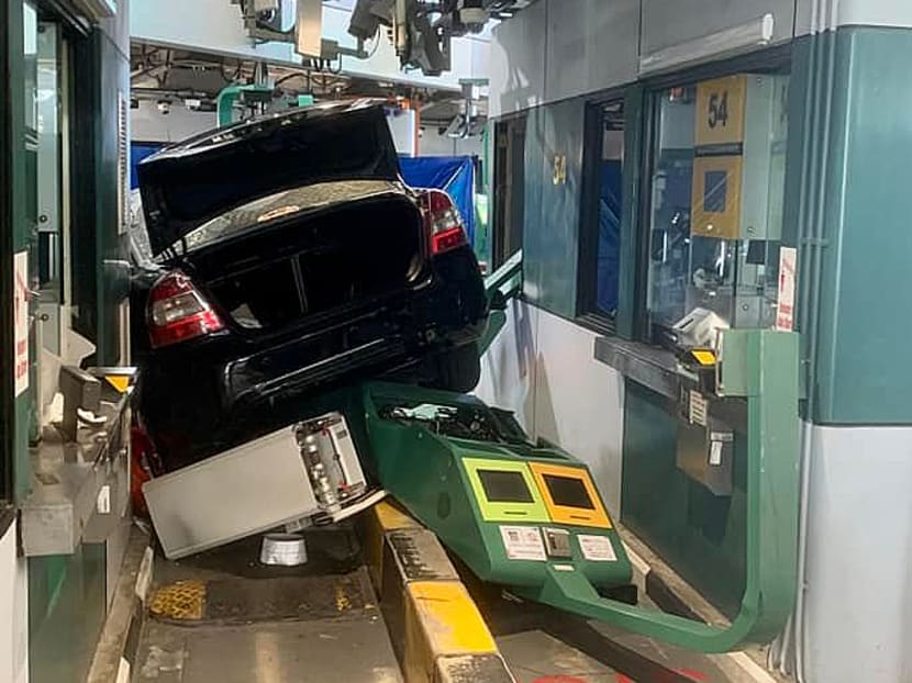 Ho Thi My Nhung and Chen Songqing tried to flee after the car they were in crashed into a motorcycle zone located at the Tuas Checkpoint Complex on April 8, 2022.