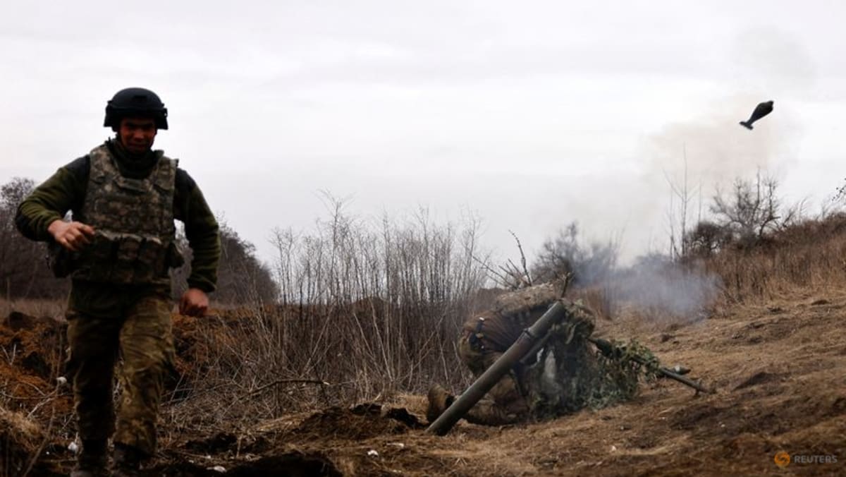 Rusia mengatakan masih maju di Bakhmut, Inggris mengatakan Moskow telah kehilangan banyak tank di dekatnya