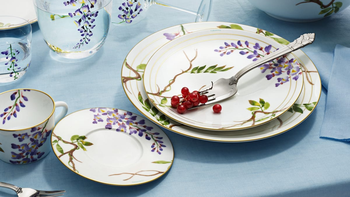 Next dinner service top