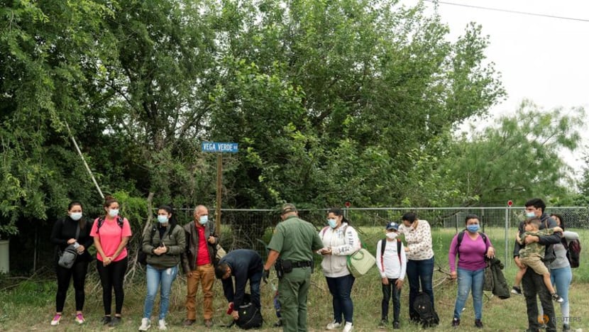 US to renew but not expand humanitarian protection for Venezuelans in the country