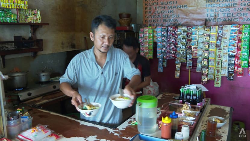 Inflation and instant noodles: How Indonesia and Thailand are trying to keep the humble carb affordable Inflation and instant noodles: How Indonesia and Thailand are trying to keep the humble carb affordable