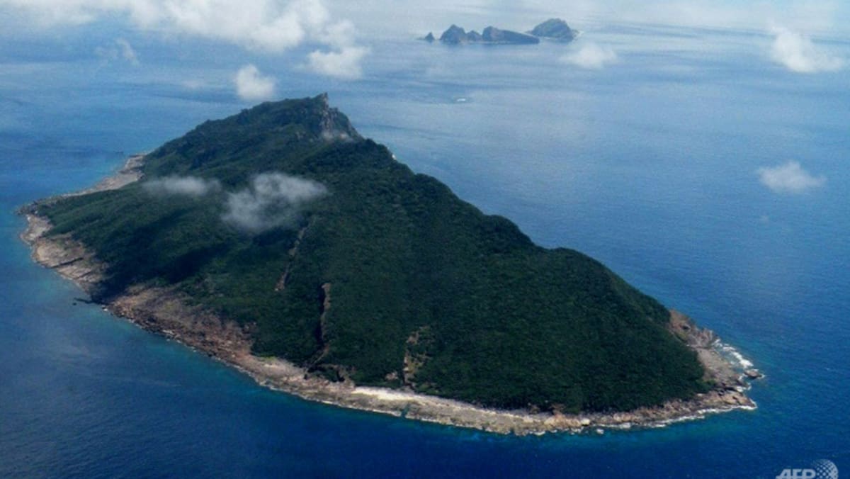 Japan tells China to remove buoy from Tokyo’s exclusive economic zone Japan tells China to remove buoy from Tokyo’s exclusive economic zone