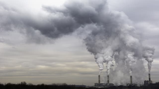 晨光|纸上风云：欧洲空污严重 九成人吸入肮脏空气