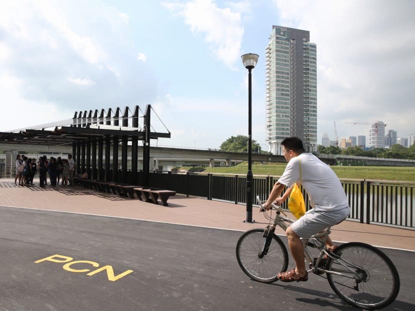 At ABC Waters@Kallang River, the pathway for cyclists and pedestrians have been doubled to 6m wide. Photo: Koh Mui Fong
