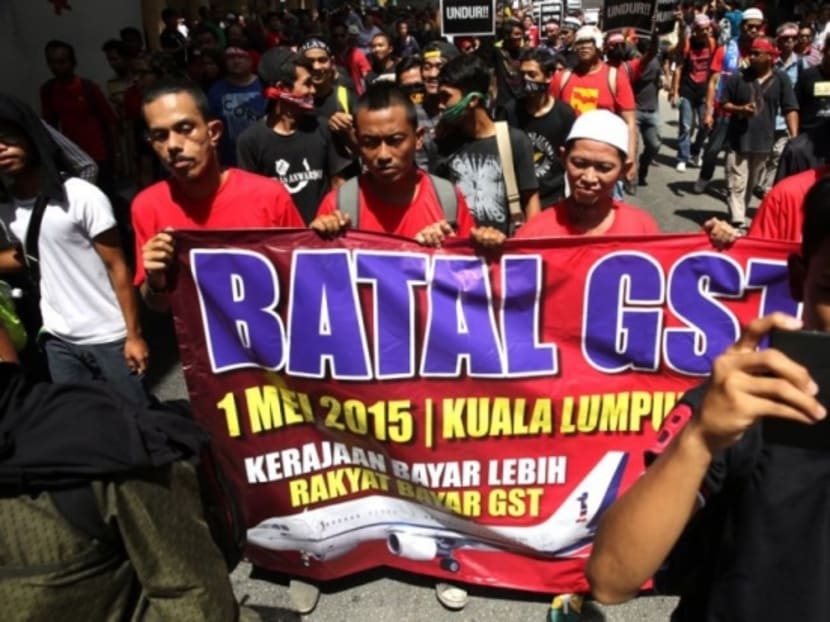 Anti-GST rally protestors gather before marching to Dataran Merdeka, May 1, 2015. Photo: The Malay Mail Online
