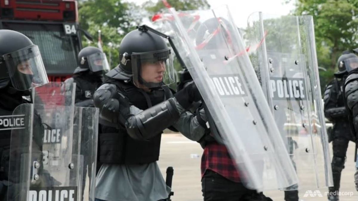 Riot shield tactics