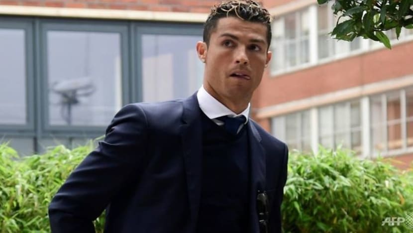 Bintang bola sepak Ronaldo dihadapkan ke mahkamah elak bayar cukai