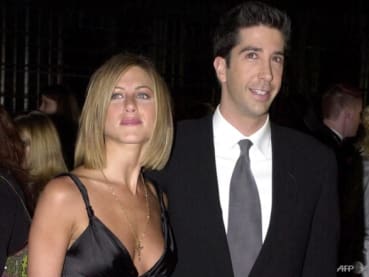 The one where Friends stars Jennifer Aniston and David Schwimmer deny they’re dating