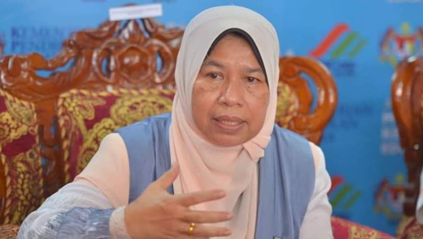 Menteri M'sia Zuraida Kamaruddin bertegas beliau tidak pernah dakwa dirinya lulusan NUS