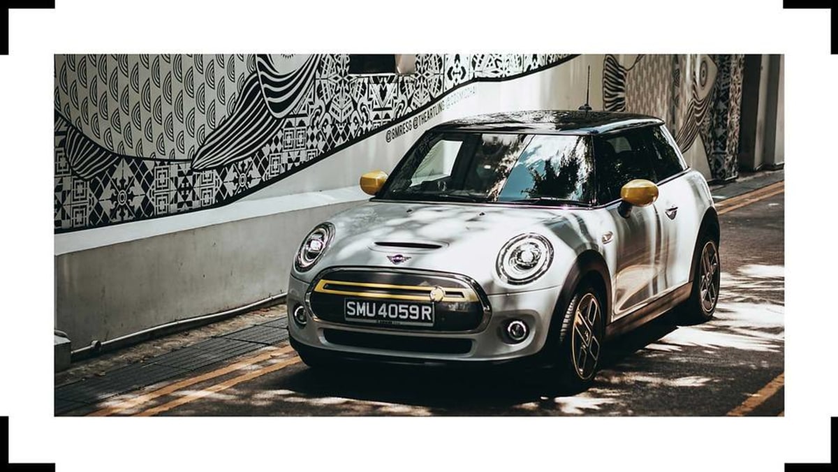 what-s-it-like-to-have-an-electric-car-in-singapore-we-took-the-new-mini-electric-for-a-spin