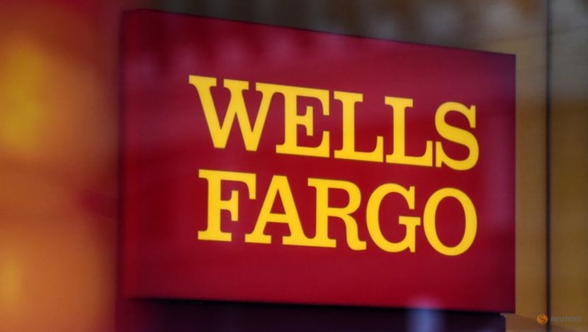 Wells Fargo picks Microsoft, Google as cloud service providers Wells Fargo picks Microsoft, Google as cloud service providers