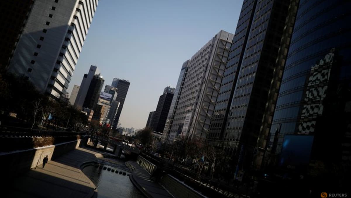 한국 경제성장률 예상 초과, 금리인하 지지