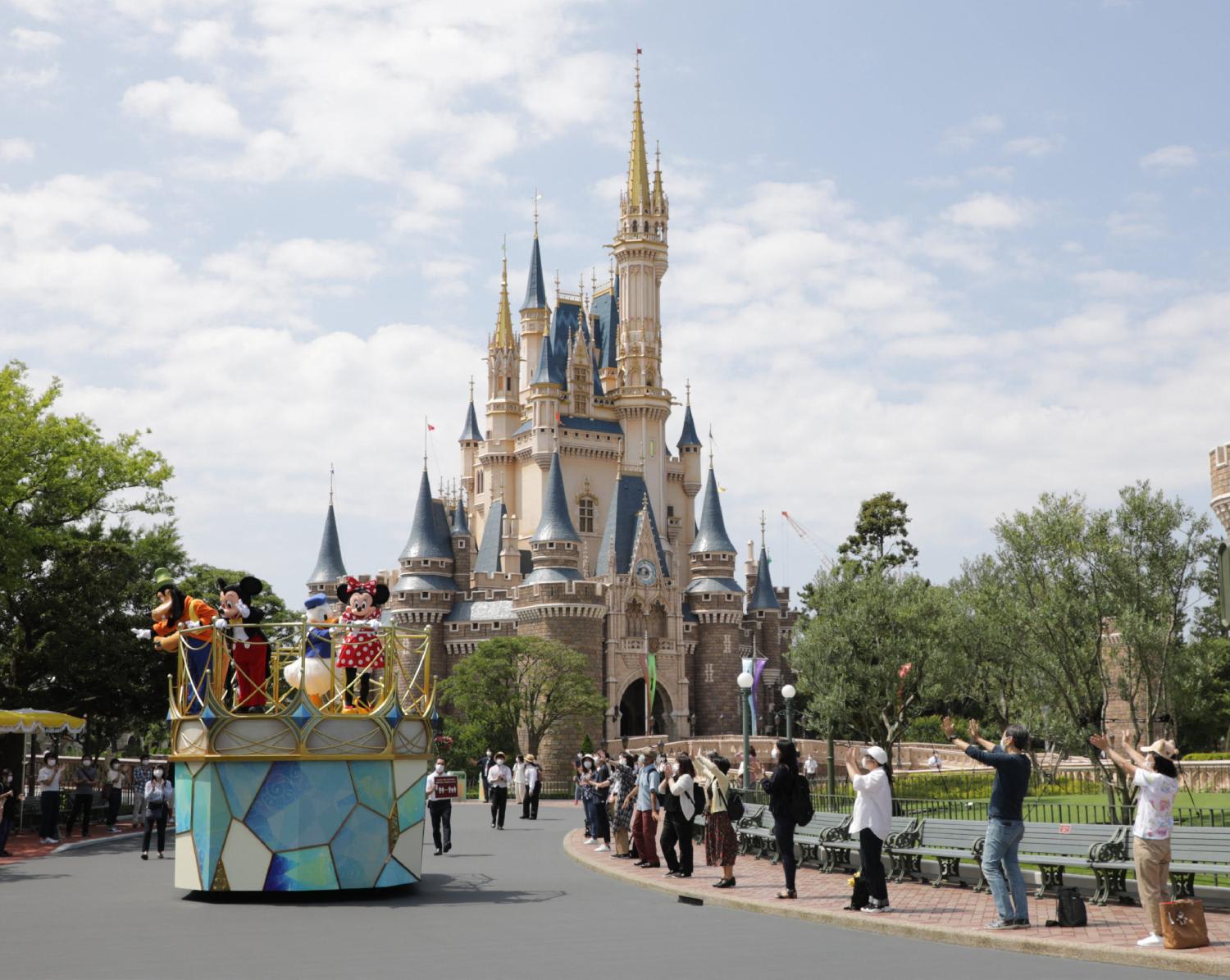 <p>"Disney Parks Around The World — A Private Jet Adventure" will fly 75 mega-fans around the world in July 2023, with VIP visits to Disney resorts in California, Tokyo, Shanghai, Hong Kong, Paris and Florida.</p>
