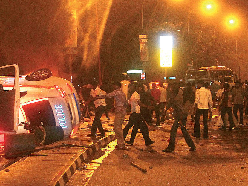 Riot in Little India on Dec 8, 2013. TODAY file photo