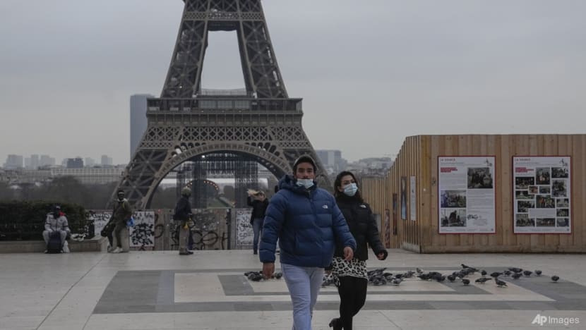 French PM says Omicron to be 'dominant' in the country from start of 2022 French PM says Omicron to be 'dominant' in the country from start of 2022