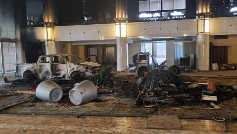 Russia sends troops to put down Kazakhstan uprising as fresh violence erupts Russia sends troops to put down Kazakhstan uprising as fresh violence erupts