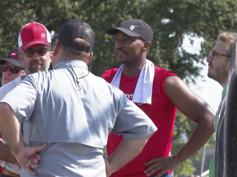 Captain America star Anthony Mackie fixes hurricane hit roofs in New Orleans Captain America star Anthony Mackie fixes hurricane hit roofs in New Orleans