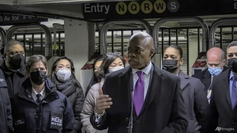 Woman killed after being pushed in front of train in New York City Woman killed after being pushed in front of train in New York City