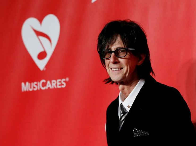 The Cars lead singer and songwriter Ric Ocasek dies at 75 The Cars lead singer and songwriter Ric Ocasek dies at 75