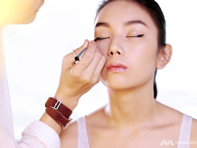How to wear bright eyeliner: Clarence Lee’s guide to livelier eyes How to wear bright eyeliner: Clarence Lee’s guide to livelier eyes