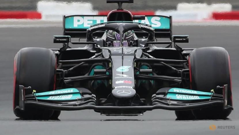 Motor racing-Mercedes vow maximum attack at Red Bull's home track Motor racing-Mercedes vow maximum attack at Red Bull's home track