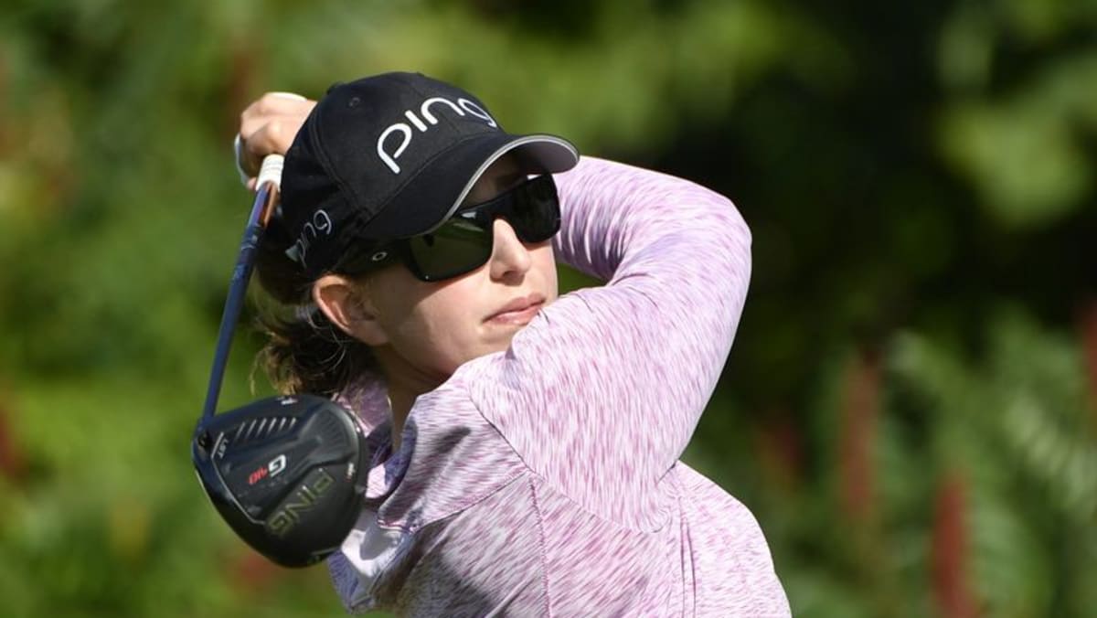 Szokol takes three-shot lead after sizzling 64 at Sentosa