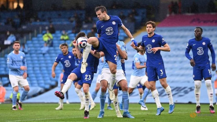 Soccer-City made to wait for title after losing at home to Chelsea Soccer-City made to wait for title after losing at home to Chelsea