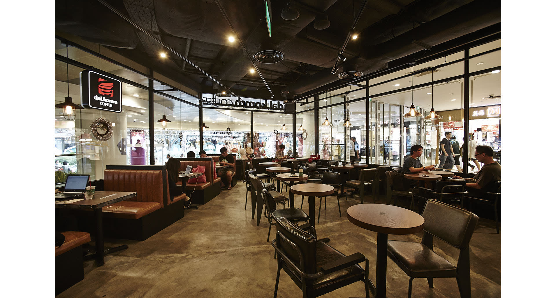 Live the K-Drama Life at Dal.Komm Coffee Singapore Live the K-Drama Life at Dal.Komm Coffee Singapore