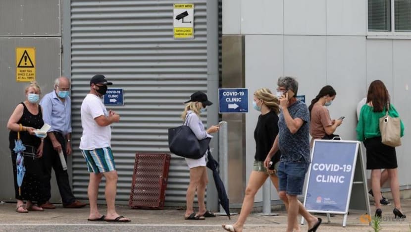 Sydney reinstates masks to contain Delta COVID-19 variant Sydney reinstates masks to contain Delta COVID-19 variant