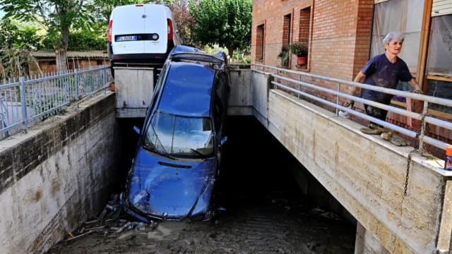 意大利中部地区暴雨成灾 至少十人丧命四人失踪