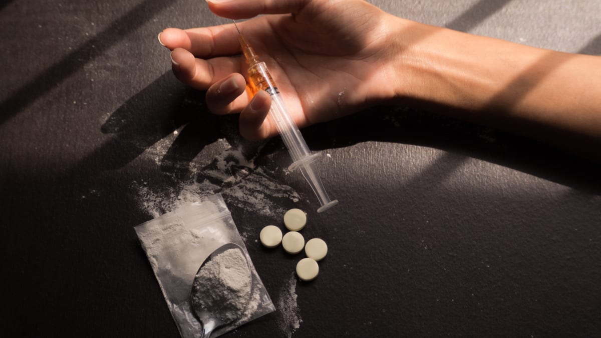 Negara-negara tidak secara memadai menangani penggunaan obat-obatan terlarang, kata para ahli