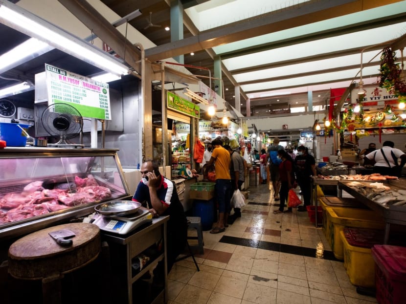 Too 'stressful' to sell on Facebook Live, say some Tekka Market stallholders Too 'stressful' to sell on Facebook Live, say some Tekka Market stallholders